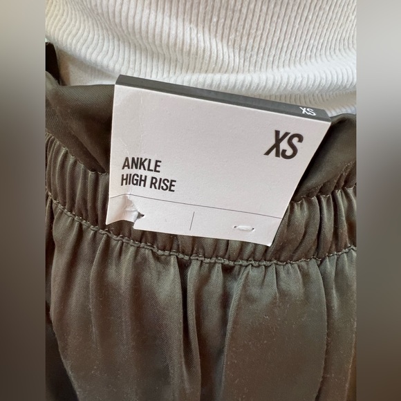 Express Ankle Satin Sheen High Rise Pants - Picture 9 of 10